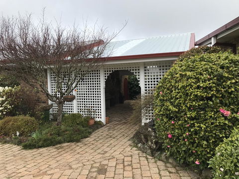 Highgrove - Accommodation ACT 16