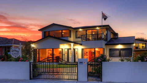 Birchwood On The River - Devonport, Tasmania - Self-Contained And Self-Catering Accommodation - Accommodation ACT 3