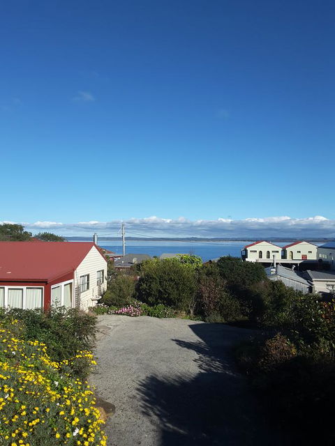 On The Terrace - Accommodation ACT 19