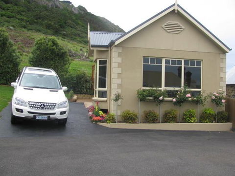 On The Terrace - Accommodation ACT 42