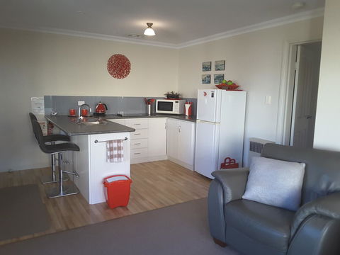 On The Terrace - Accommodation ACT 30