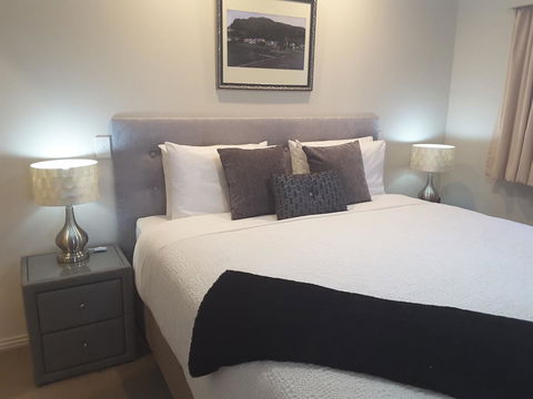 On The Terrace - Accommodation ACT 37