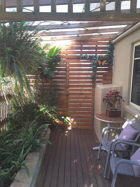 On The Terrace - Accommodation ACT 9