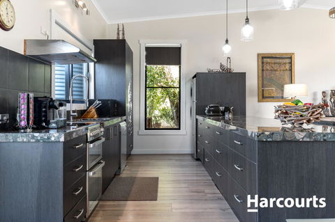 The WeareHouse In Deloraine - Accommodation ACT 6