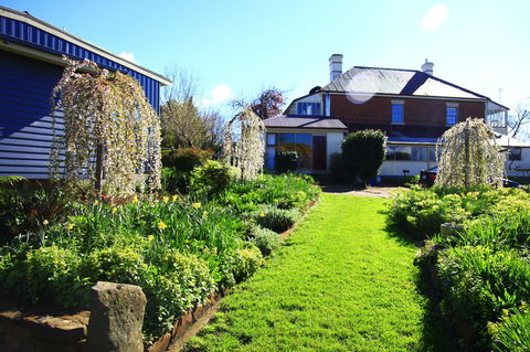 The WeareHouse In Deloraine - Accommodation ACT 37