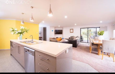 Euphoria House - Accommodation ACT 0