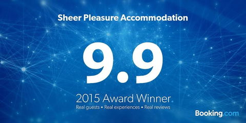 Sheer Pleasure Accommodation - Accommodation ACT 27