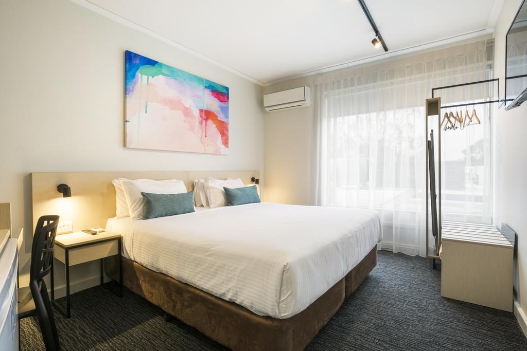 Elizabeth Park SA Accommodation ACT