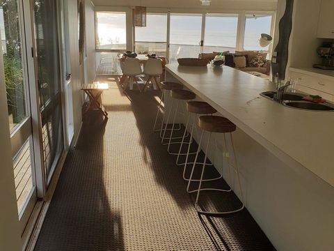 Ningaloo Formerly Willows House - Accommodation ACT 1