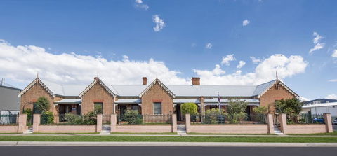 Ningana Heritage Houses - Accommodation ACT 2