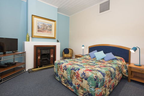 Ningana Heritage Houses - Accommodation ACT 0