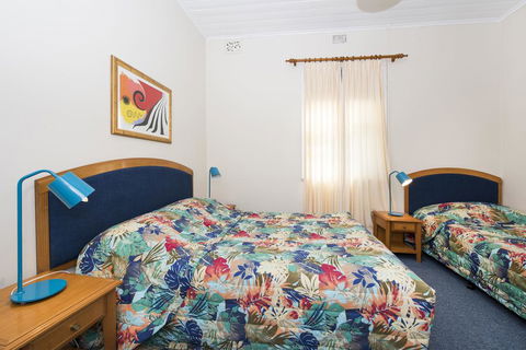 Ningana Heritage Houses - Accommodation ACT 3