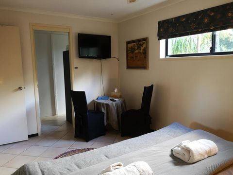 Noosa Edge Nudist Retreat - Accommodation ACT 2