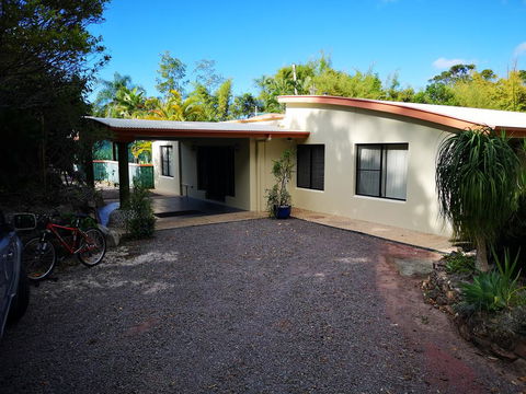 Noosa Edge Nudist Retreat - Accommodation ACT 1