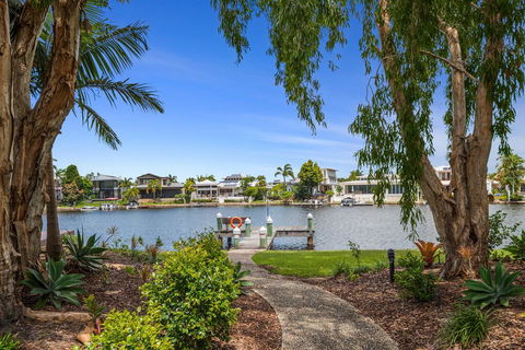 Noosa Entrance 2 Bedroom Garden Side Townhouse. - Accommodation ACT 1