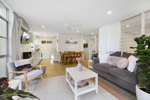 Noosa Heads Beach Comfort - Unit 3 Yaringa, 29 Noosa Drive - Accommodation ACT 1
