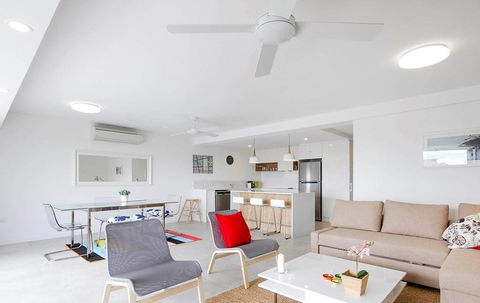 Noosa Soon - Accommodation ACT 3