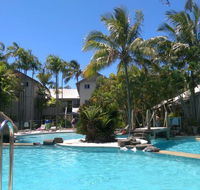 Noosaville Resort Living on Noosa River Gympie Terrace - Accommodation ACT