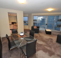 North Sydney Fully Self Contained Modern 2 Bed Apartment 2207BER - Accommodation ACT