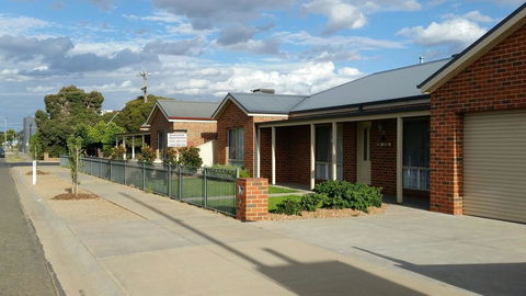 Numurkah Apartments - The Saxton - Accommodation ACT 0