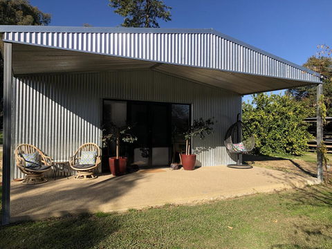 Oak Lane Guest House & Farm Stay - Accommodation ACT 2