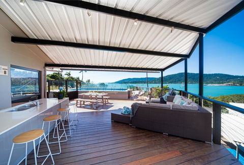 Oasis On Oceanview - Airlie Beach - Accommodation ACT 3