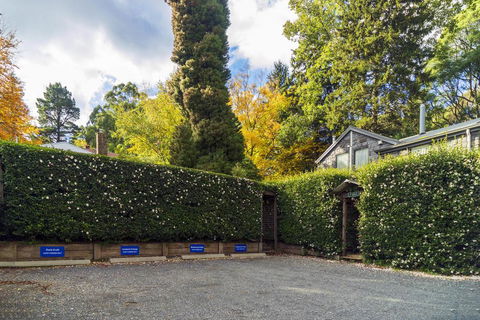 Observatory Cottages - Accommodation ACT 3