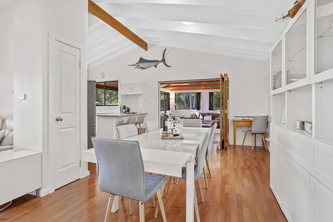 Ocean Beach Road, 22 - Accommodation ACT 2