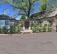 Old Bank Stables - 3 night weekends for price of 2 - Accommodation ACT