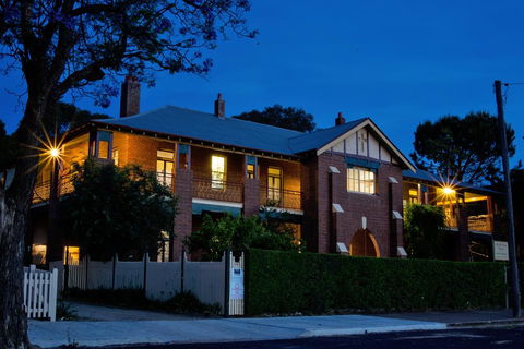 Old Parkes Convent - Accommodation ACT 0