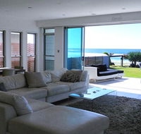 On The Beach - Accommodation ACT