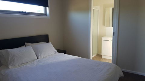 Orange Grove Gardens - Accommodation ACT 0