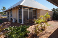 Osprey Holiday Village Unit 201-1 Bedroom - Wonderful 1 Bedroom Studio Apartment with a Pool in the Complex