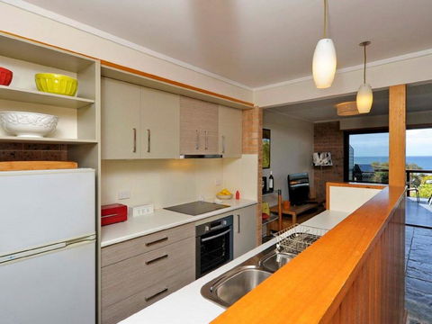 Our Place @ Fingal Bay - Accommodation ACT 3