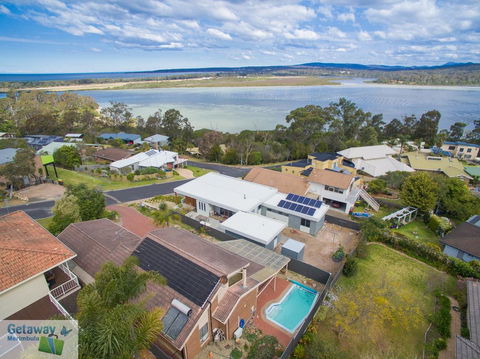 Oyster View - Accommodation ACT 2