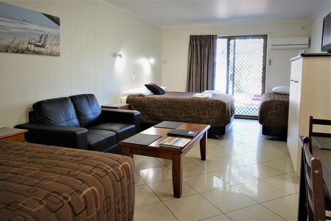 Pacific Palms Motor Inn - Accommodation ACT 1