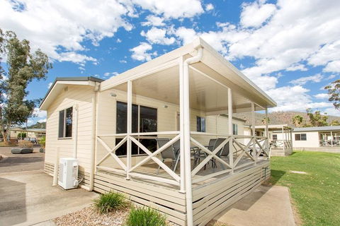 Paradise Tourist Park - Accommodation ACT 3