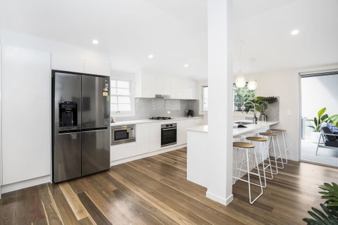 Park Avenue Terrace House Sleeps 9 - Accommodation ACT 0