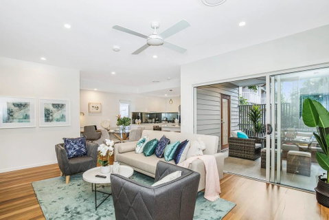 Park Avenue Townhouse Retreat Brisbane Sleeps 10 - Accommodation ACT 0