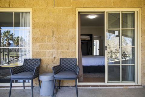 Parklands Resort & Conference Centre - Accommodation ACT 1