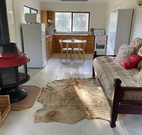 Pear Tree Cottage at Amiens - Accommodation ACT
