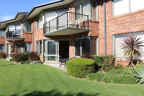 Pelican Waters - Accommodation ACT 3