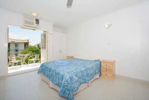 Peninsular Apartments - Accommodation ACT 2
