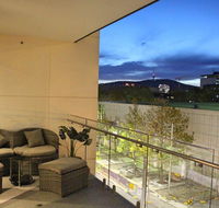 Perfectly Located Modern Apartment - Canberra CBD - Accommodation ACT