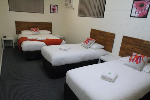 Plainsman Motel - Accommodation ACT 2