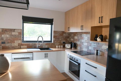 Platypus Apartments - Accommodation ACT 2