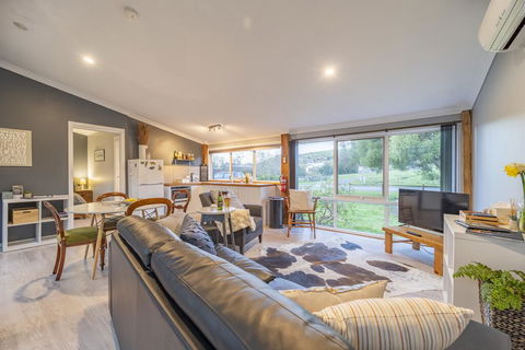Platypus Waters B&B - Accommodation ACT 0