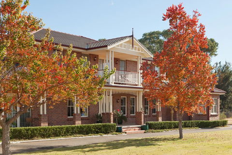 Plumes On The Green Boutique Bed & Breakfast - Accommodation ACT 3