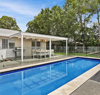 Poolside Noosa Oasis - Pet Friendly - Accommodation ACT
