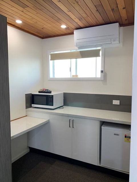 Port Campbell Motor Inn - Accommodation ACT 3